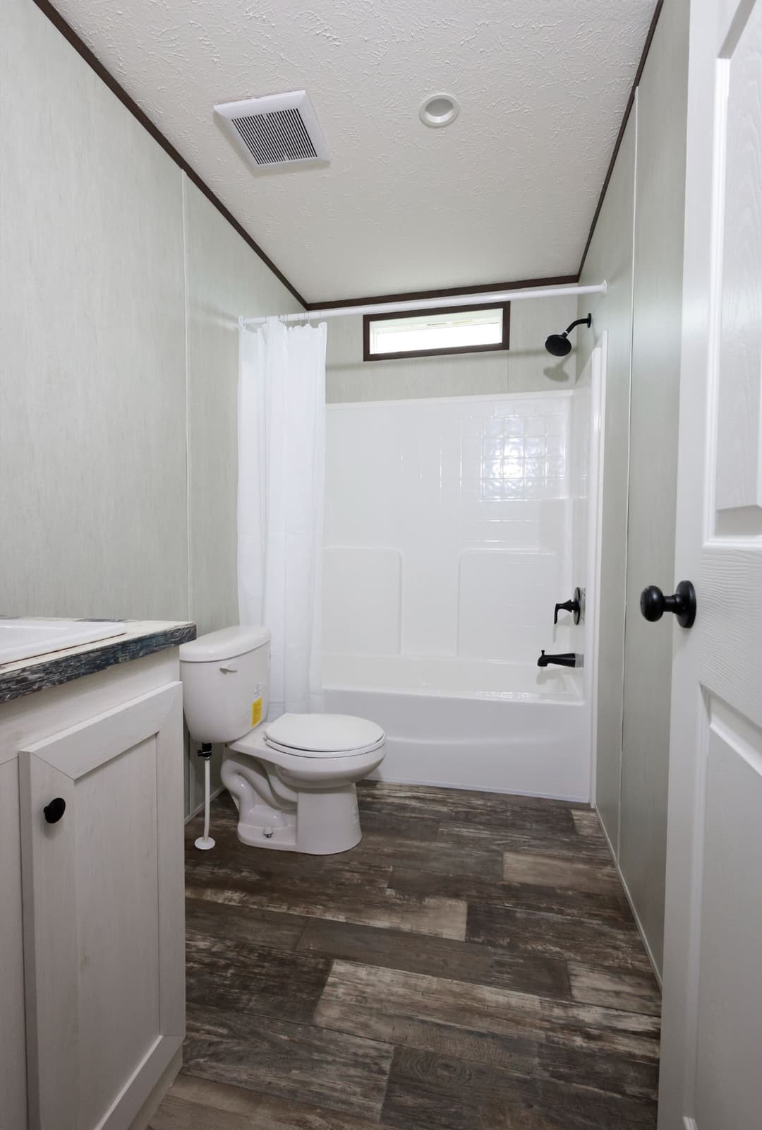 Magnolia bathroom home features