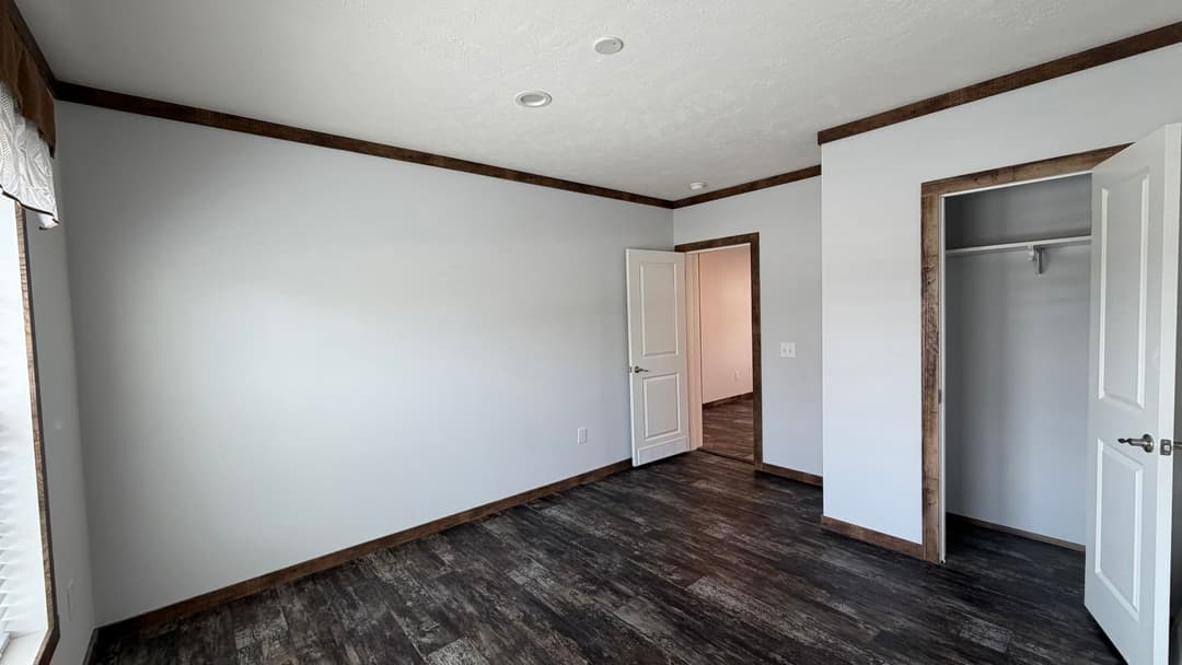 Tyra ii bedroom home features