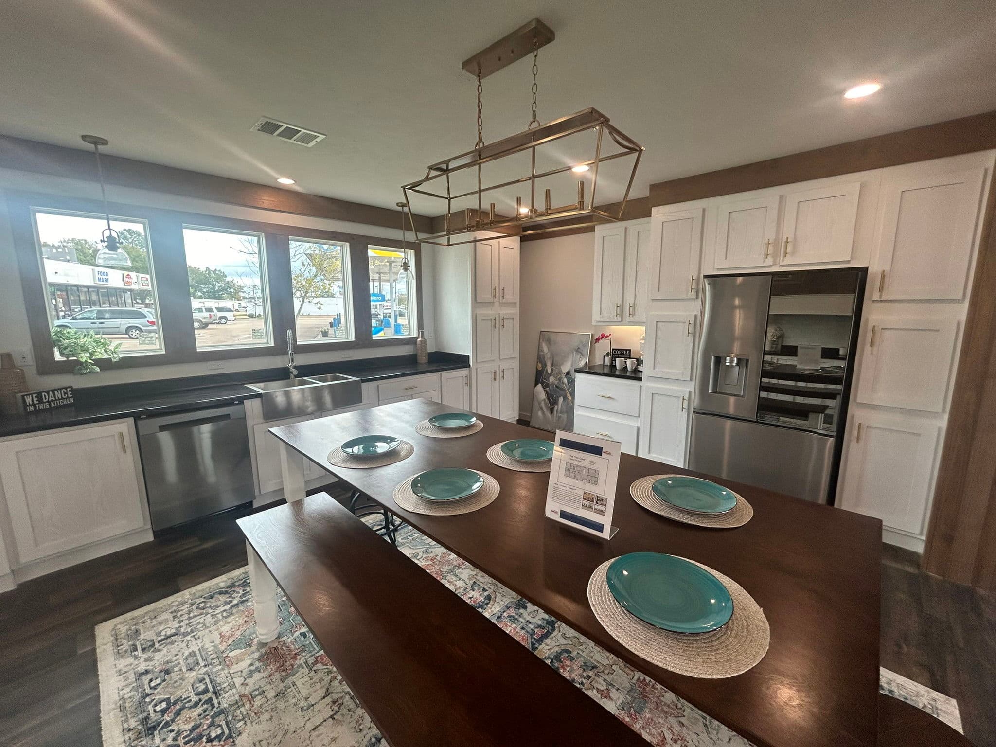 Twin creek kitchen home features