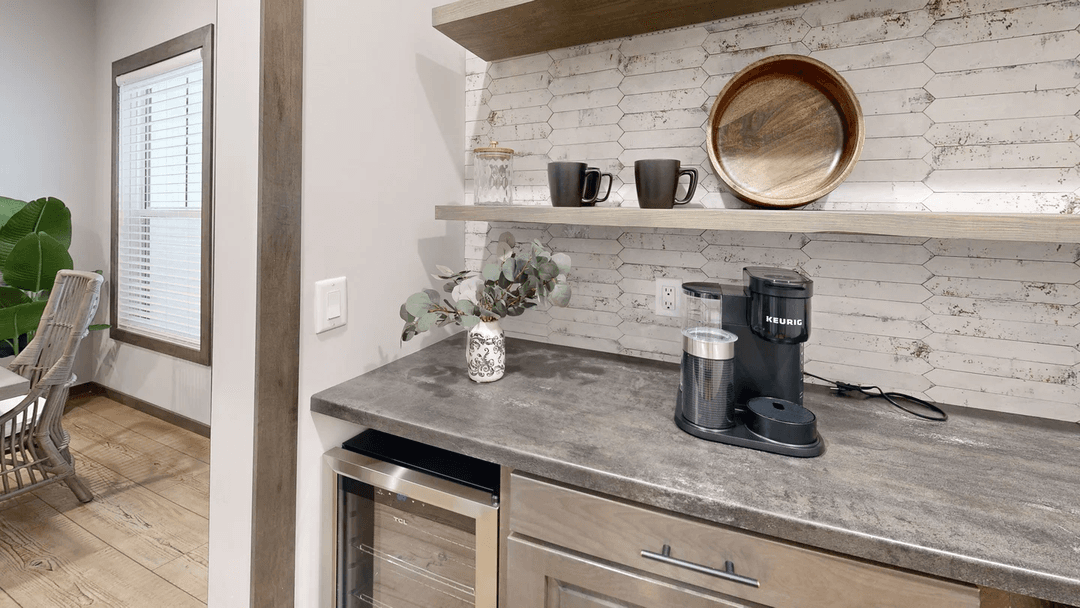 The keep (biloxi) interior home features