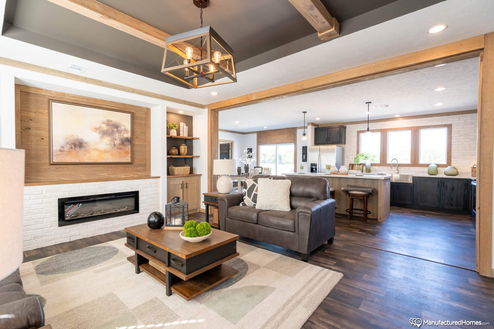 Delilah interior and hero home features