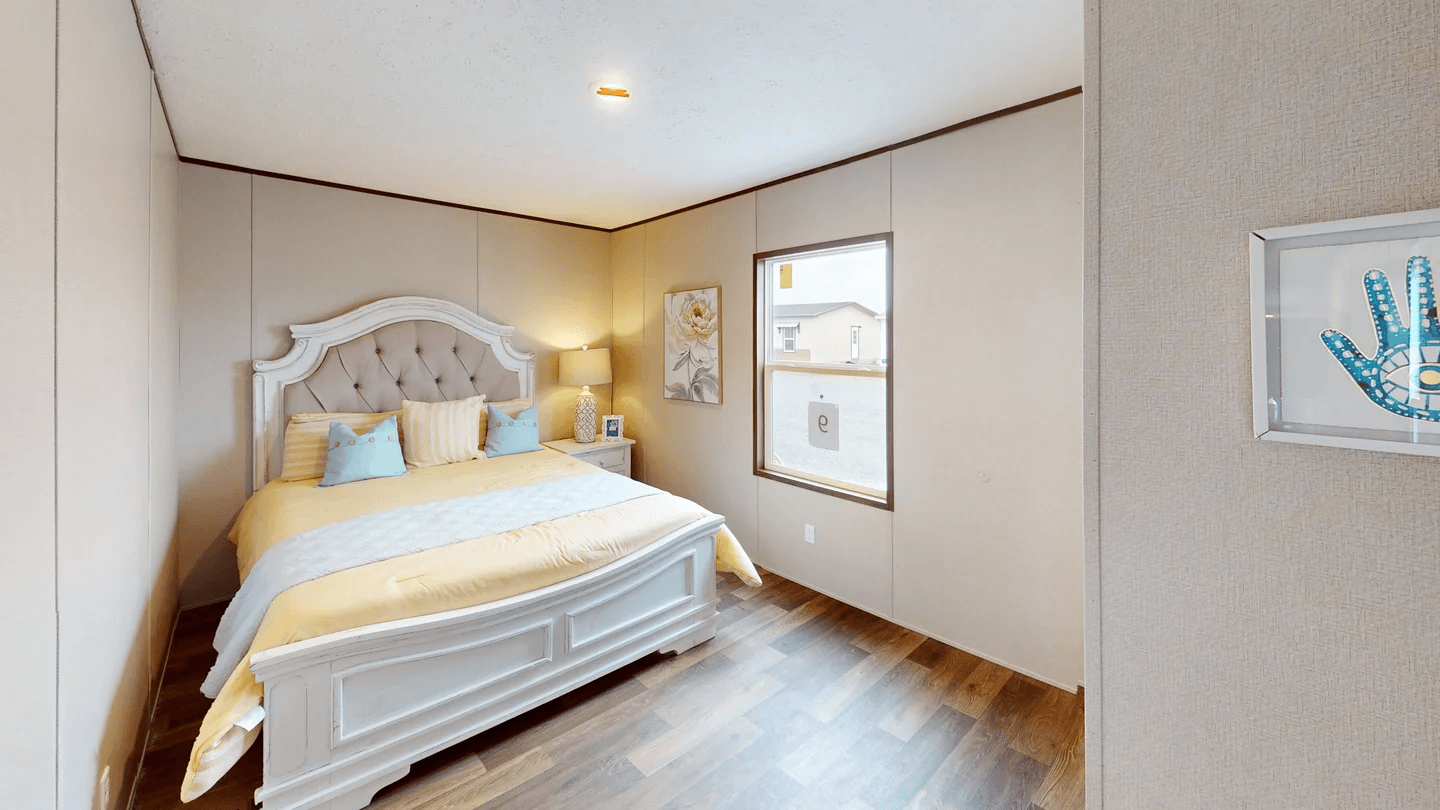 Tru birch bedroom home features