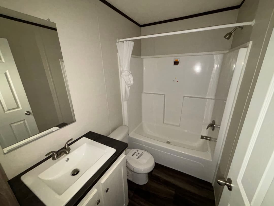 Desire bathroom home features