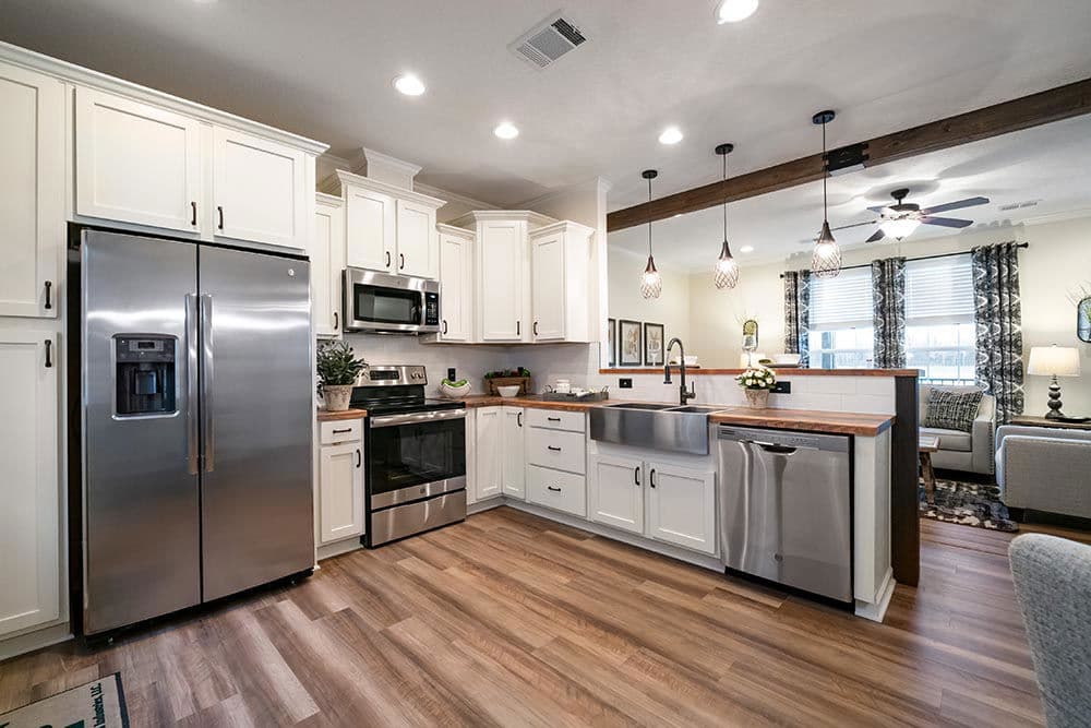 Ellistown kitchen home features