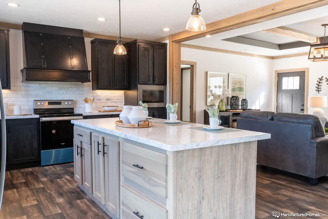 Delilah kitchen home features