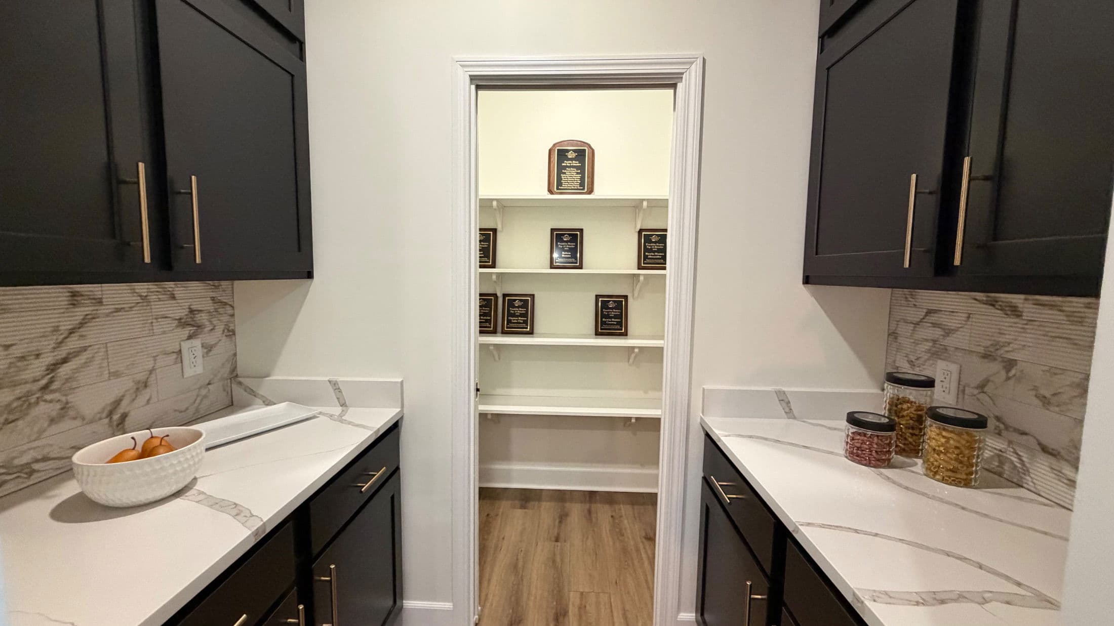 The tollison creek (biloxi) interior home features