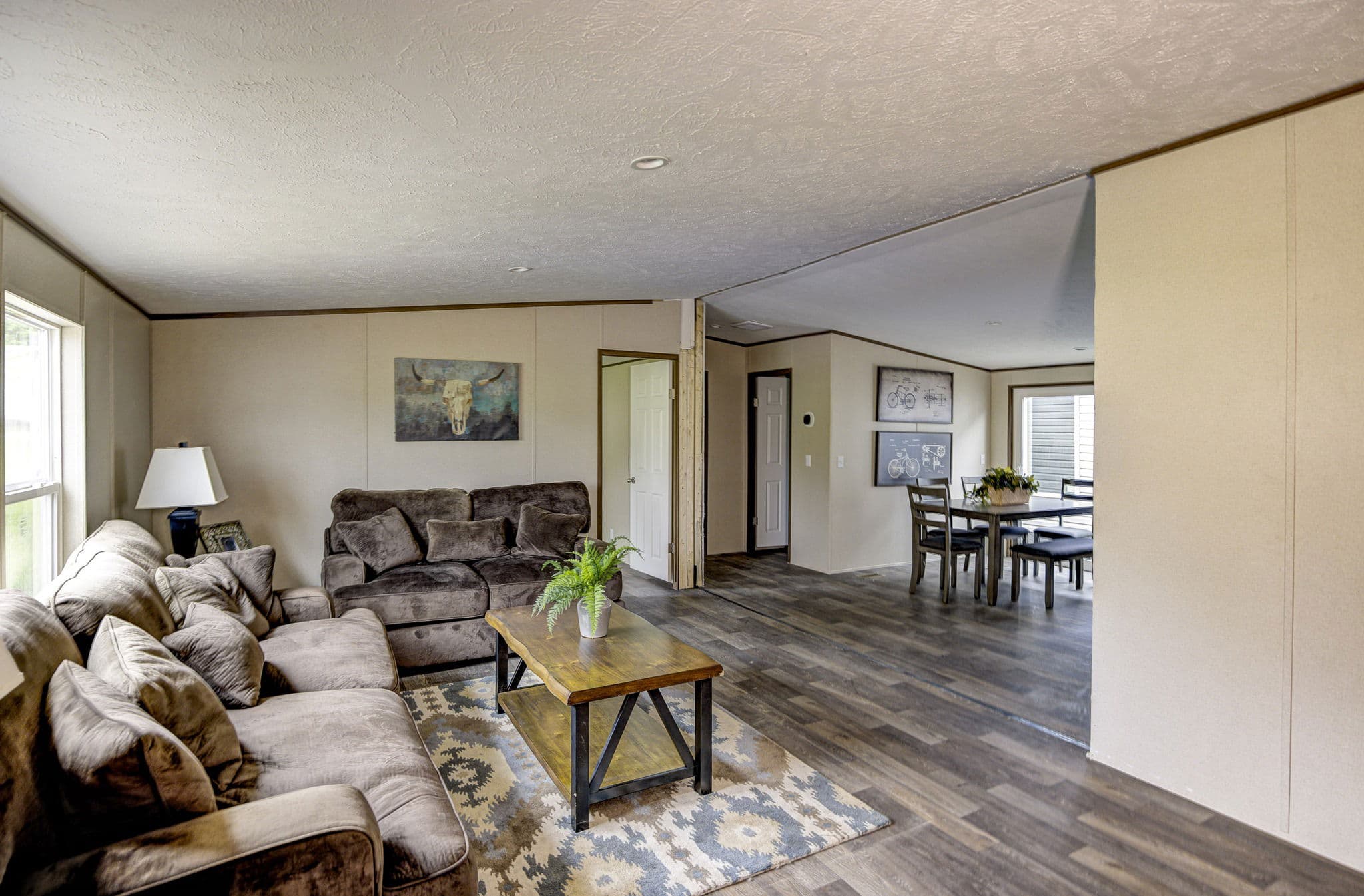 Satisfaction interior home features