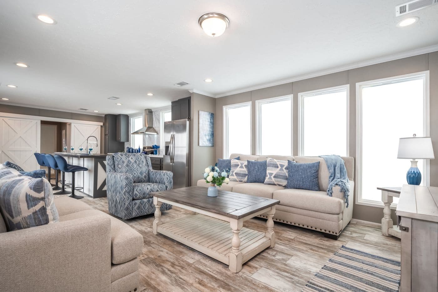 Major interior home features