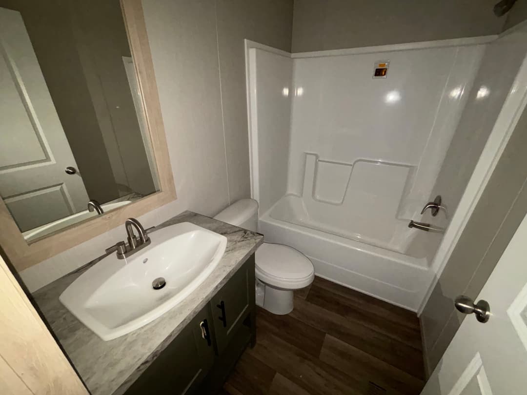 Hudson bathroom home features