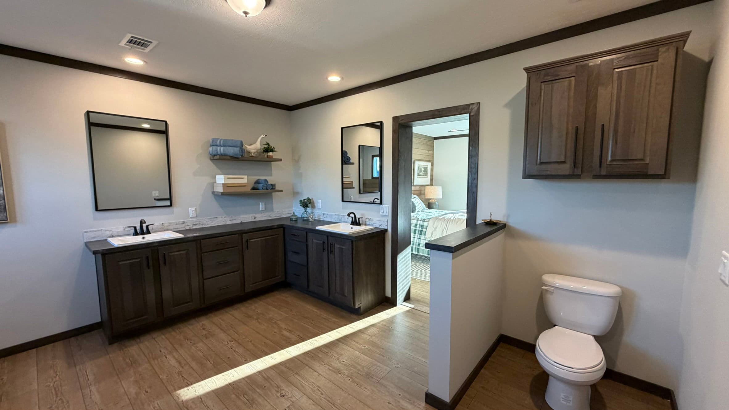 The keep (biloxi) bathroom home features
