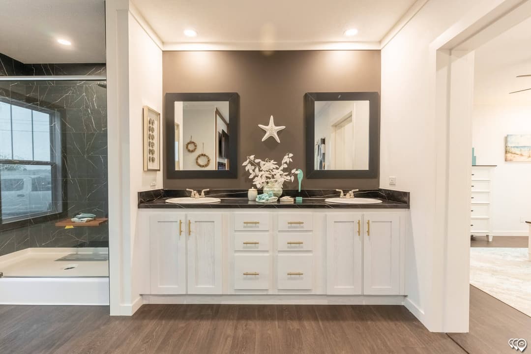 Twin creek bathroom home features