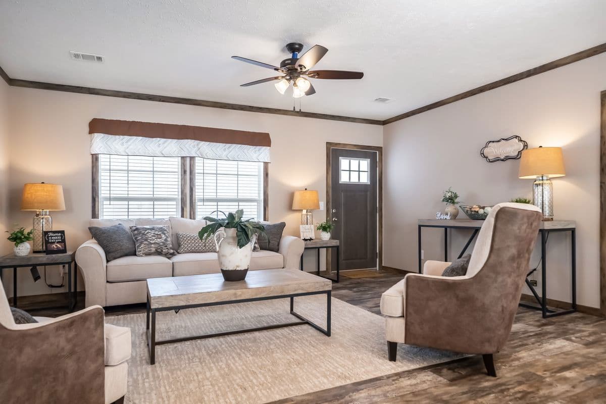 Tyra interior home features