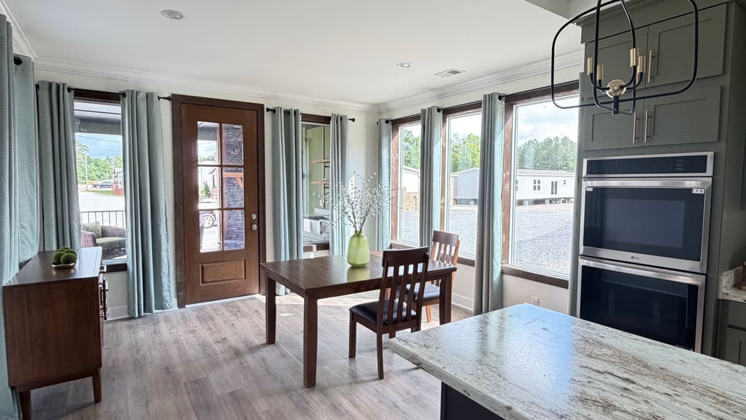 Nandina 3.0 interior home features