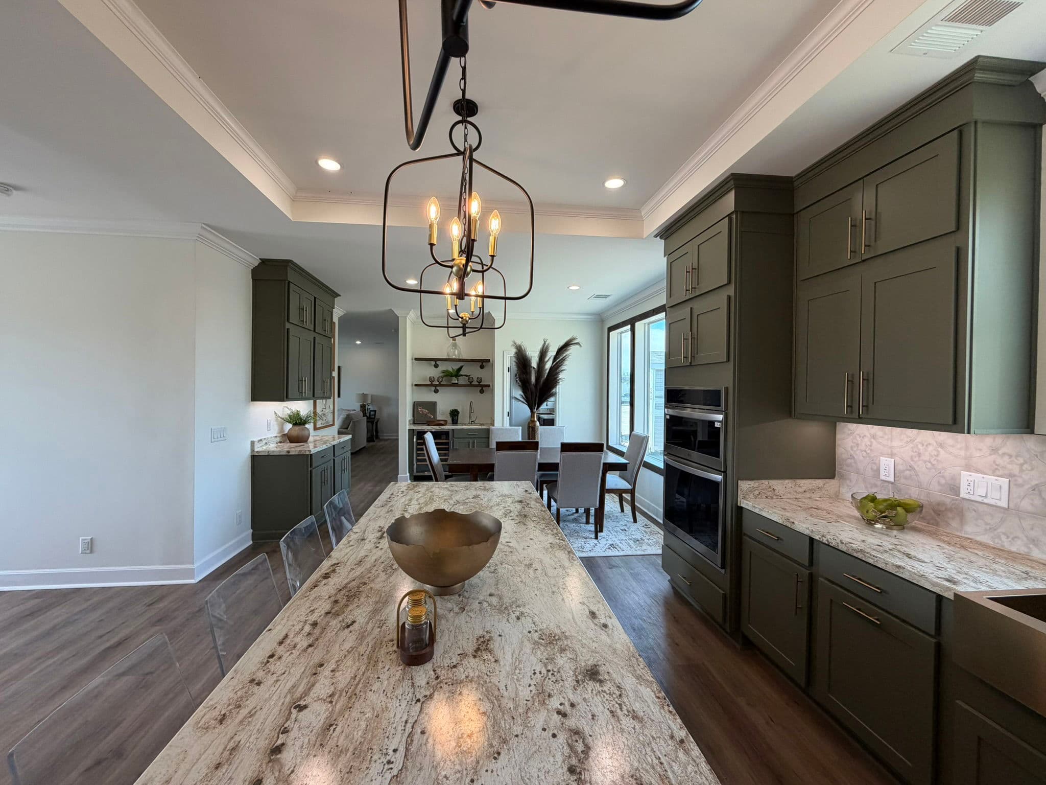 Ponderosa kitchen home features